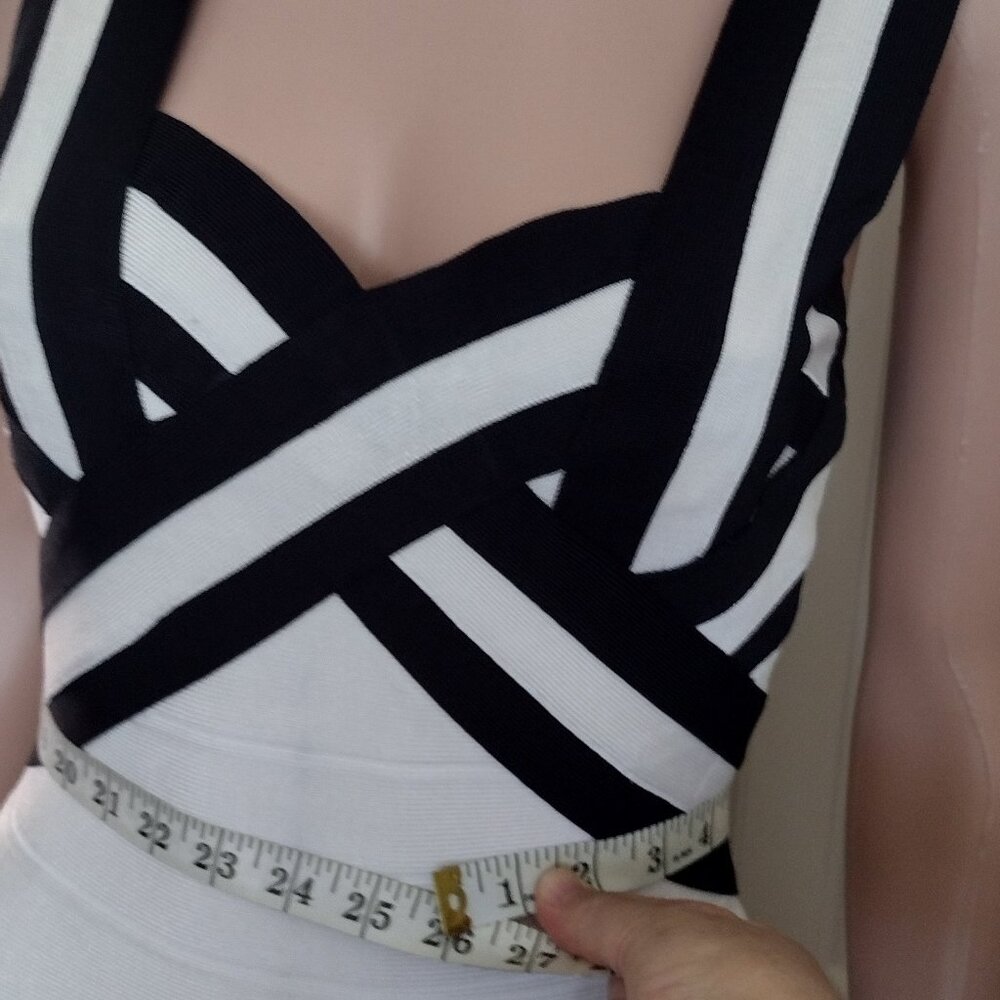 Rachael G Stretch Strappy Dress, White with Black, Size S. - Picture 11 of 13